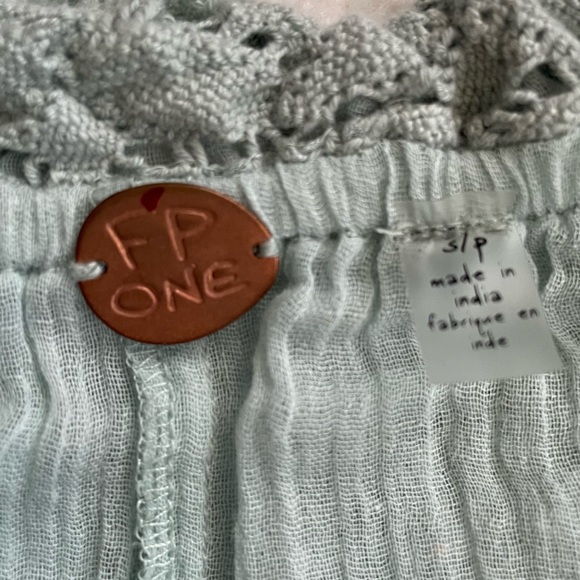 FP one skirt side s/p - Picture 2 of 7